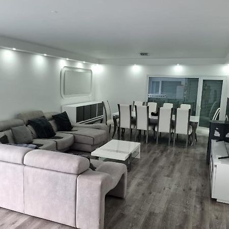 Mikaela Guest House 2 Ramada Екстер'єр фото